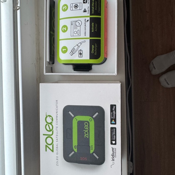 Zoleo Global Satellite communicator - Picture 4 of 7